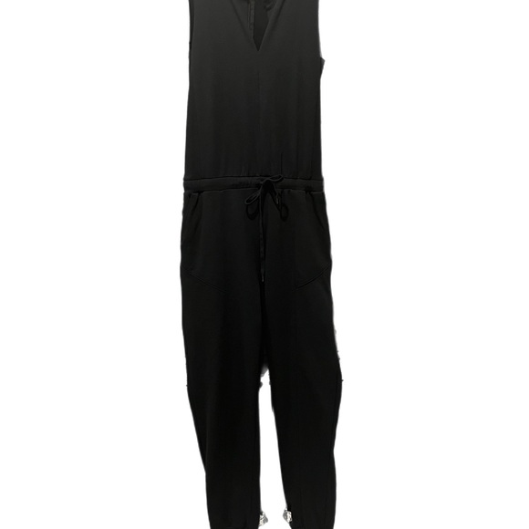 525 sleeveless jumpsuit in black size small - Picture 3 of 6